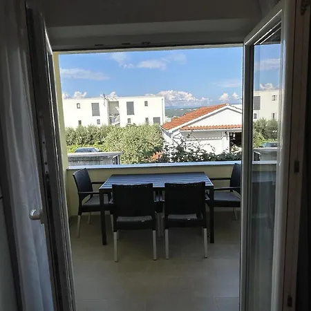 Appartement Fuer 4 Personen Ca 62 Qm In Porat, Kvarner Bucht Krk Porat (Krk)